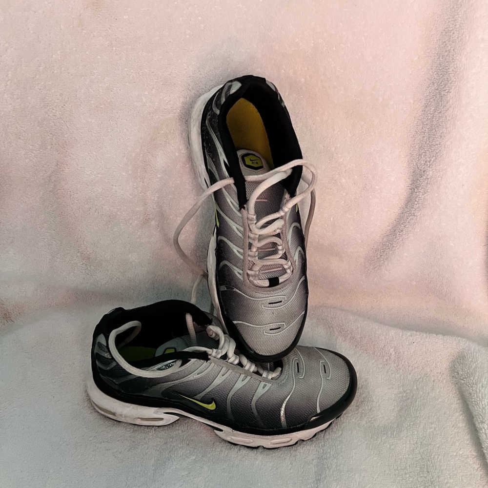 Nike Silver and Black Air Max kids shoes